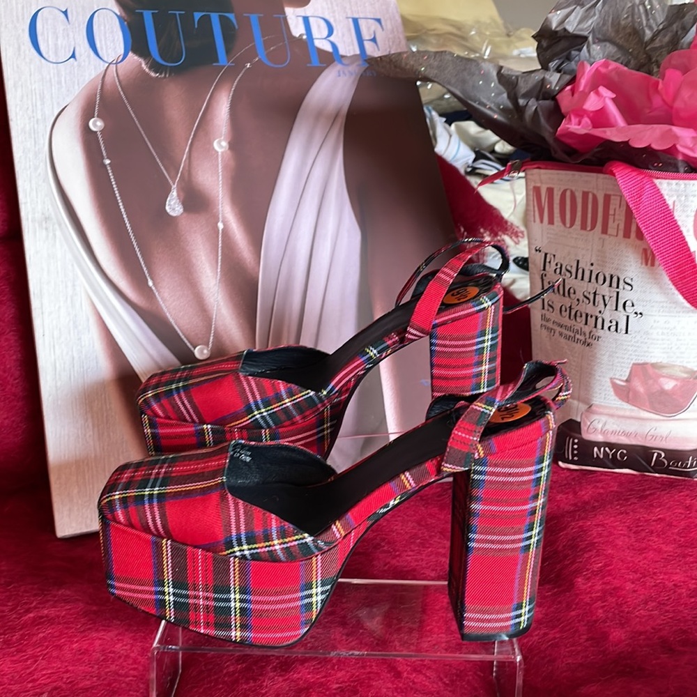 New Jeffrey Campbell Ovr-N-Out Squared Toe Pump Tartan Red Plaid Block Heel 9.5